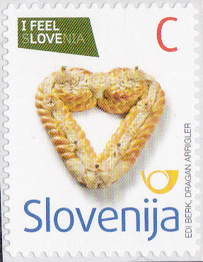 Colnect-3011-589-I-feel-Slovenia---Plaited-dough-Heart.jpg