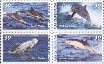 Colnect-1752-488-Dolphins---MiNo-2104-07.jpg