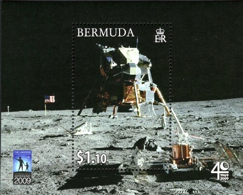 Colnect-5571-502-Lunar-Module-on-Moon.jpg