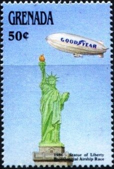 Colnect-4398-909-Goodyear-Blimp-1986.jpg