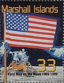 Colnect-4276-390-American-Flag-on-Moon.jpg