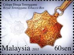 Colnect-1435-409-Royal-Terengganu-Tobacco-Box.jpg