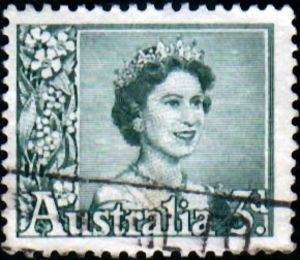 Colnect-973-598-Queen-Elizabeth-2.jpg