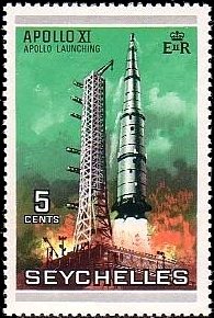 Colnect-1431-874-Apollo-Launch.jpg