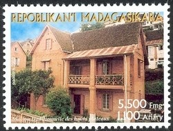 Colnect-1458-369-Traditional-House-in-the-High-Plateau.jpg