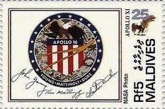 Colnect-4182-723-Apollo-16-patch-signatures-of-crew.jpg