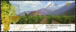 Colnect-1296-002-Salta-Cafayate-Region-White-Wine-Torront%C3%A9s.jpg