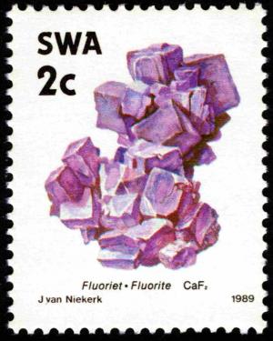 Colnect-5216-029-Fluorite.jpg