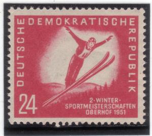 Colnect-1976-064-Ski-jumper.jpg