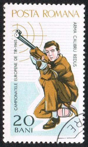 Posta_Romana_-_stamp_-_Rifle_shooter_-_2407.jpg