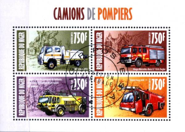 Colnect-3398-569-Camion-de-pompiers.jpg