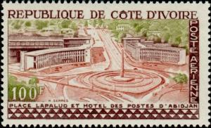 Colnect-1058-034-Place-Lapalud-and-hotel-positions-in-Abidjan.jpg