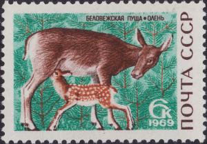 Colnect-3242-251-Red-Deer-Cervus-elaphus.jpg