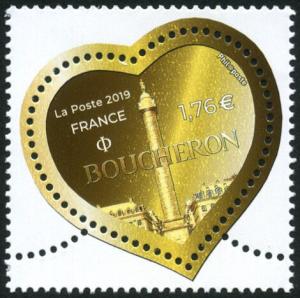 Colnect-5919-703-Hearts--Boucheron.jpg