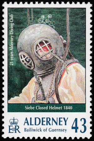 Colnect-5222-011-Siebe-Closed-Helmet.jpg