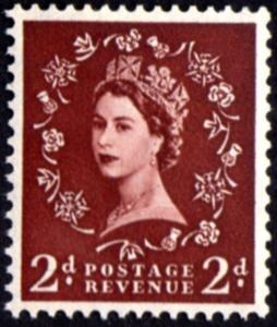 Colnect-2335-307-Queen-Elizabeth-II---Predecimal-Wilding.jpg