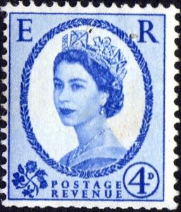 Colnect-2498-597-Queen-Elizabeth-II---Predecimal-Wilding.jpg