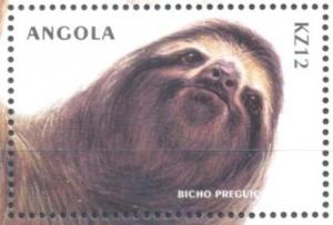 Colnect-5200-370-Pale-throated-Three-toed-Sloth-Bradypus-tridactylus.jpg