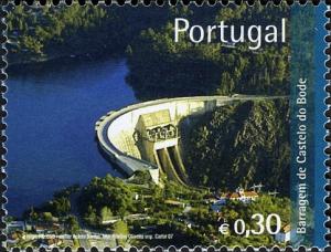 Colnect-579-382-Portuguese-Dams---Castelo-de-Bode.jpg