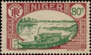 Colnect-852-947-Native-boat-on-the-Niger.jpg