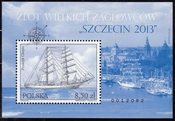 Colnect-1933-935-Tall-ship-Fryderyk-Chopin--amp--panorama-of-the-Szczecin-port.jpg