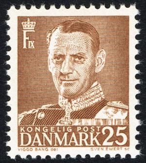 Colnect-2222-591-King-Frederik-IX.jpg