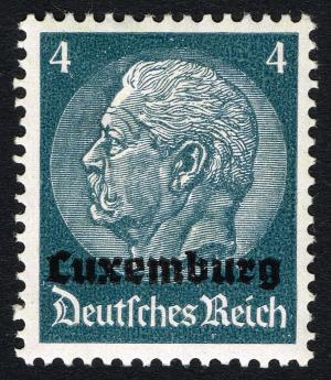 Colnect-2182-586-Overprint-LUXEMBURG-Over-Hindenburg.jpg