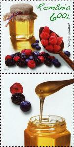 Colnect-5479-902-Honey-Wild-berries.jpg