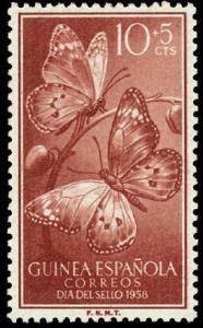 Colnect-1534-632-African-Monarch-Danaus-chrysippus.jpg