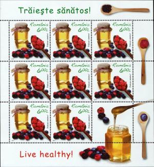 Colnect-5479-899-Honey-Wild-berries.jpg