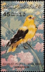 Colnect-1648-463-Golden-Oriole-Oriolus-oriolus.jpg