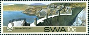 Swakoppoort-Dam.jpg