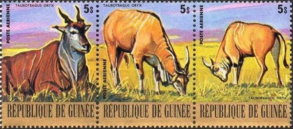 Colnect-2908-935-Common-Eland-Taurotragus-oryx---Stripe-of-3-Stamps.jpg