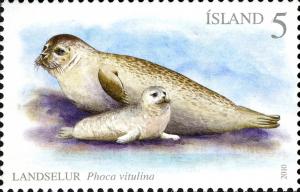 Colnect-2145-264-Harbor-Seal-Phoca-vitulina.jpg