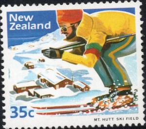 Colnect-5781-294-Mt-Hutt-Ski-Field.jpg