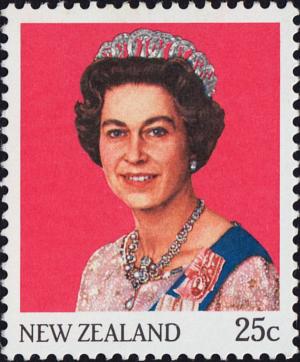 Colnect-3591-251-Queen-Elisabeth-II.jpg