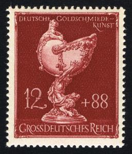 Colnect-2200-696-Nautilus-Cup-Dresden.jpg