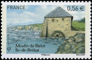 Colnect-773-534-Moulin-du-Birlot-%C3%8Ele-de-Br%C3%A9at.jpg