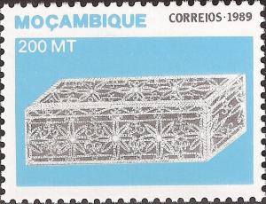 Colnect-1122-315-Filigree-Mozambique---Silver-Atesanato.jpg