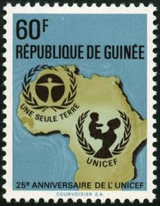 Colnect-4377-780-UNICEF-Emblem-Map-of-Africa.jpg