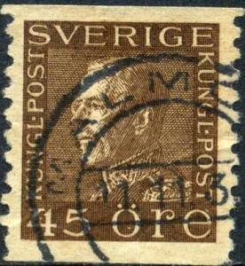 Colnect-3204-411-King-Gustaf-V.jpg