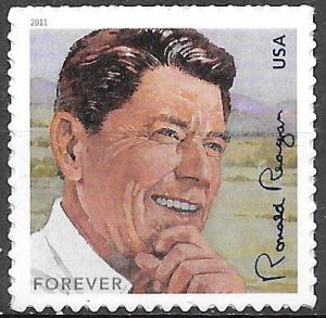 Colnect-5980-085-Ronald-Reagan.jpg