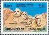 Colnect-2346-003-American-Independence--Mt-Rushmore-Presidents-rsquo--heads.jpg