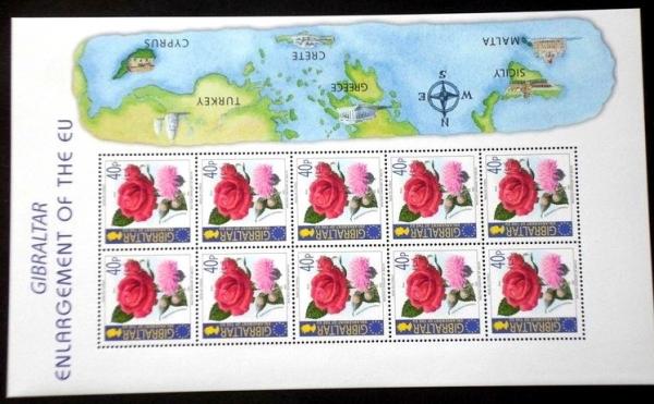 Colnect-2848-835-Rose-Cyprus--amp--Maltese-Centaury-Malta-40p-M-S.jpg